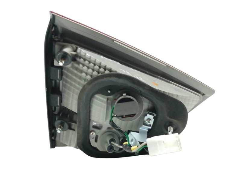 Recambio de piloto trasero derecho interior para hyundai ix35 classic 2wd referencia OEM IAM 924062Y0  