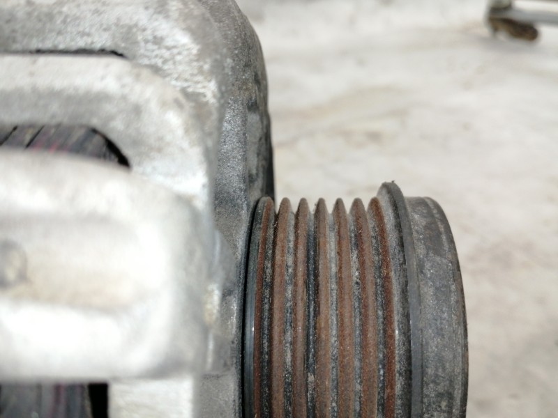 Recambio de alternador para ford mondeo berlina (ge) ambiente referencia OEM IAM 1478119  