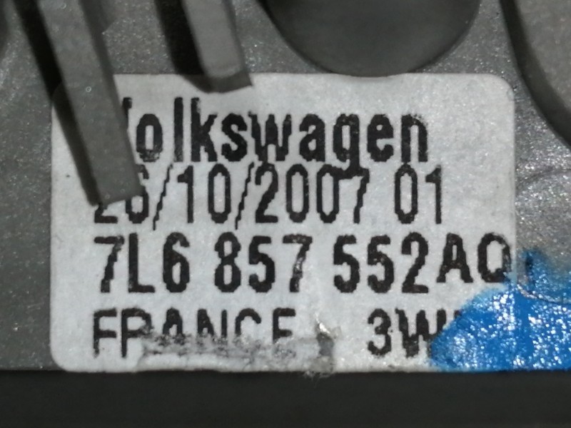 Recambio de parasol derecho para volkswagen touareg (7l6) v6 tdi referencia OEM IAM 7L6857552AQ  