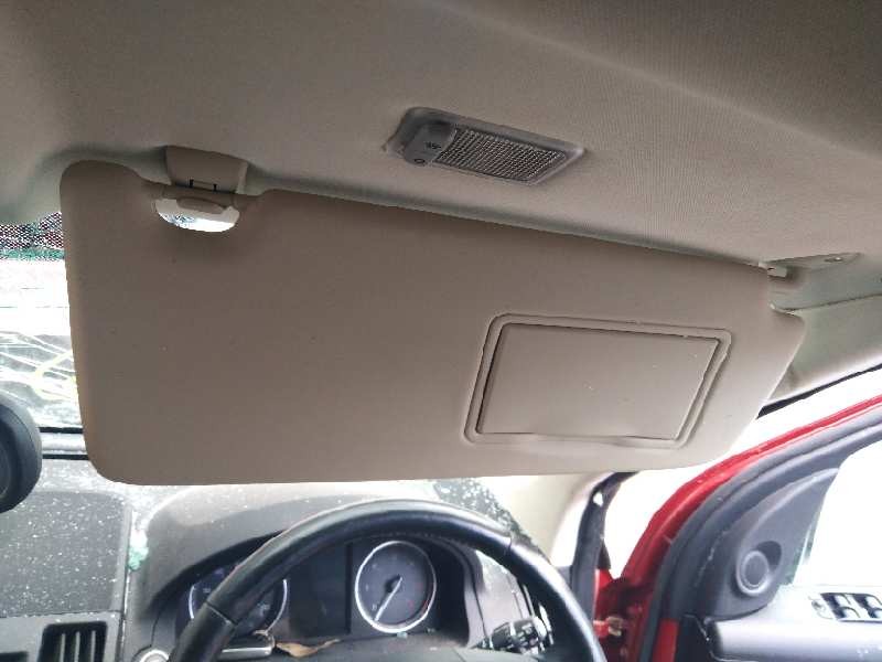 Recambio de parasol derecho para land rover freelander (lr2) td4 xs referencia OEM IAM 3M51R04101  