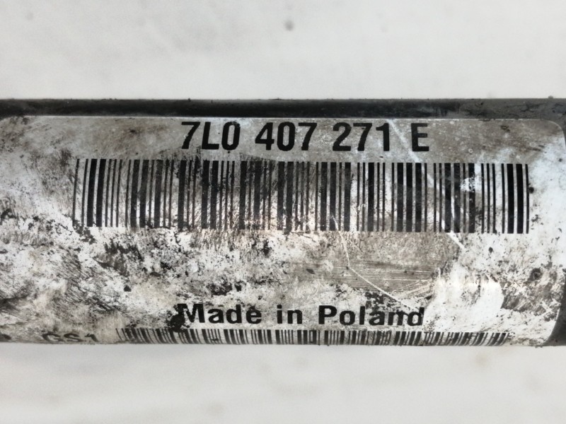 Recambio de transmision delantera derecha para volkswagen touareg (7l6) v6 tdi referencia OEM IAM 7L0407271E 8250160598031B 
