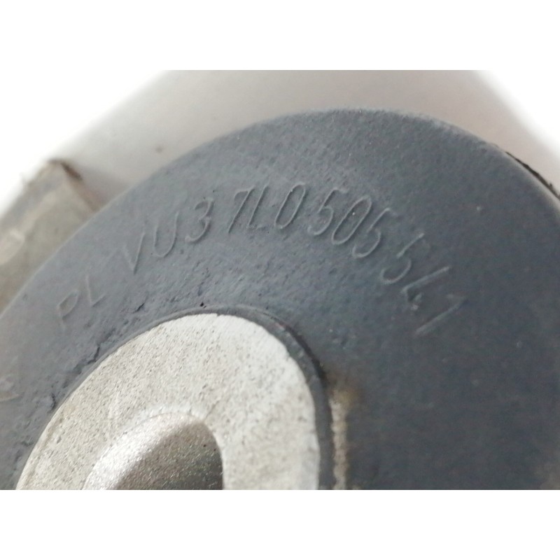 Recambio de brazo suspension inferior trasero derecho para volkswagen touareg (7l6) v6 tdi referencia OEM IAM 7L0505541  