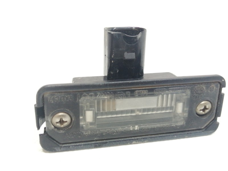 Recambio de piloto matricula para volkswagen polo (9n3) advance referencia OEM IAM 1J6943021B  