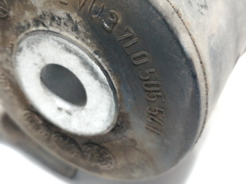 Recambio de brazo suspension inferior trasero izquierdo para volkswagen touareg (7l6) v6 tdi referencia OEM IAM 7L0505541  