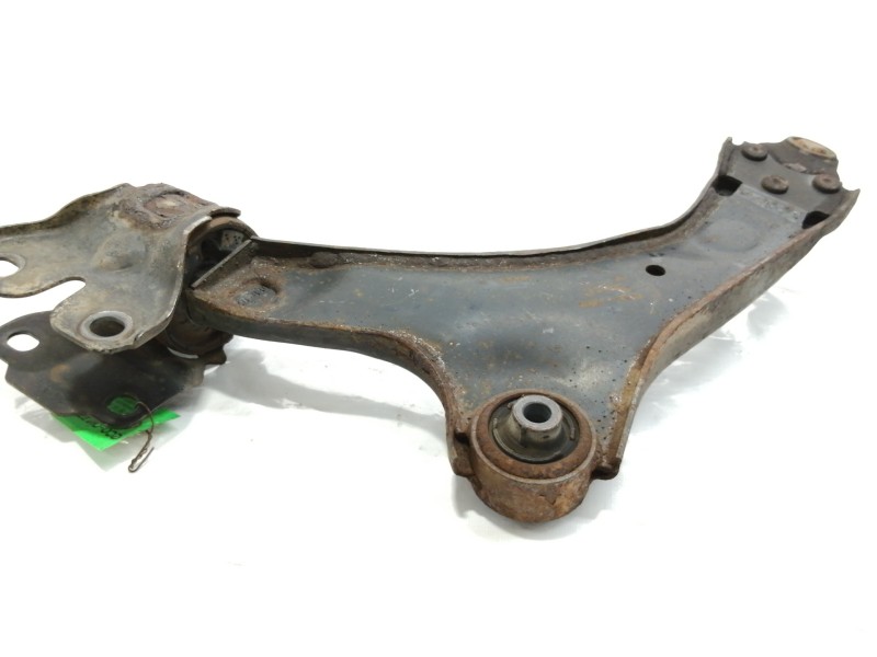 Recambio de brazo suspension inferior delantero derecho para land rover freelander (lr2) td4 xs referencia OEM IAM   