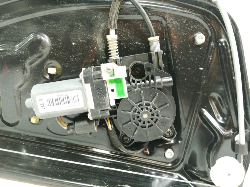Recambio de elevalunas trasero derecho para land rover freelander (lr2) td4 xs referencia OEM IAM D361302  