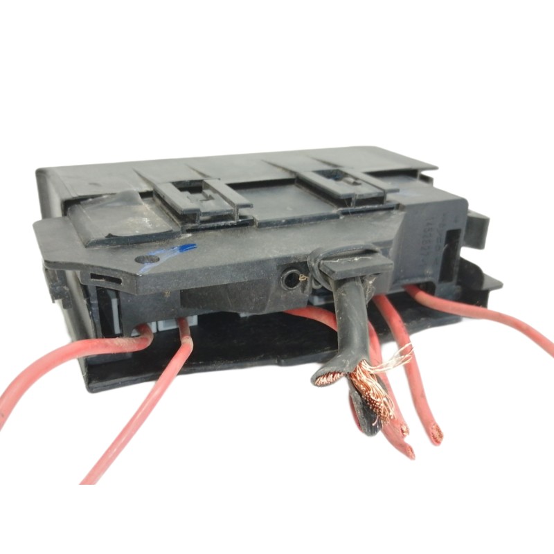 Recambio de caja reles / fusibles para opel meriva cosmo referencia OEM IAM 90589541  