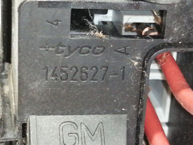 Recambio de caja reles / fusibles para opel meriva cosmo referencia OEM IAM 90589541  