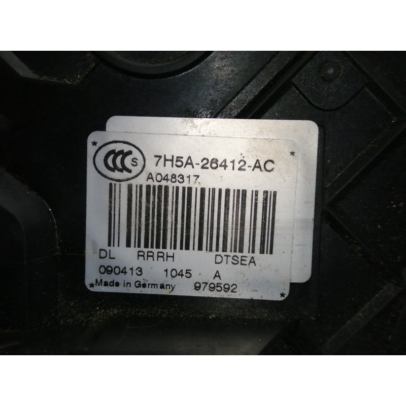 Recambio de cerradura puerta trasera derecha para land rover freelander (lr2) td4 xs referencia OEM IAM 7H5A26412AC  