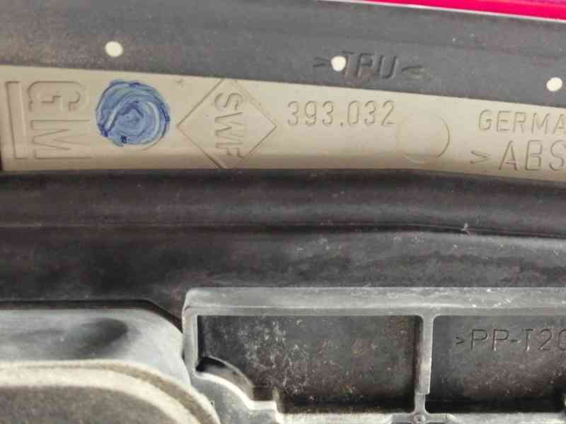 Recambio de piloto trasero derecho para opel astra g caravan comfort referencia OEM IAM 393032  