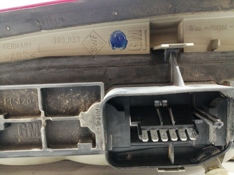 Recambio de piloto trasero izquierdo para opel astra g caravan comfort referencia OEM IAM 393033  