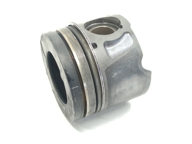 Recambio de piston para land rover freelander (lr2) td4 xs referencia OEM IAM C25A32401  