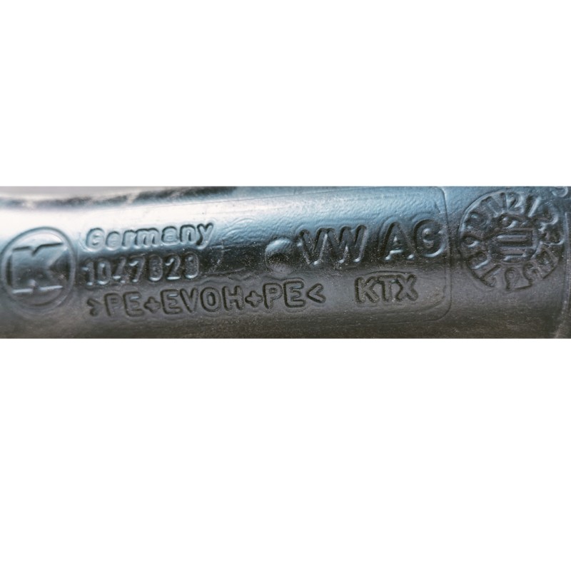 Recambio de deposito combustible para cupra ateca 2.0tsi 4drive referencia OEM IAM 5Q0201020KF A046129 / 5Q0201135EH 5Q020103 / 