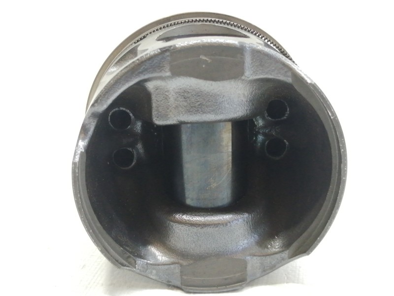 Recambio de piston para land rover freelander (lr2) td4 xs referencia OEM IAM C25A32401  