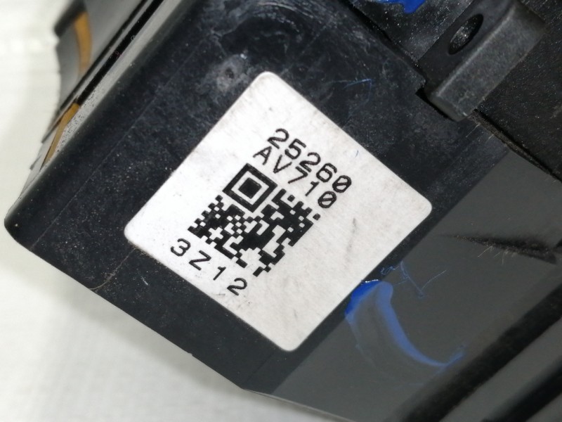 Recambio de mando limpia para nissan primera berlina (p12) acenta referencia OEM IAM 25260AV710  