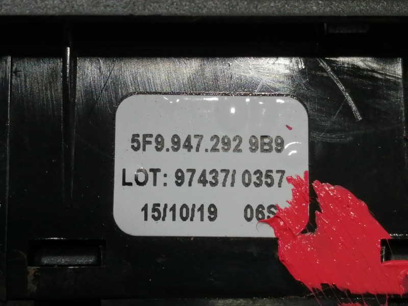 Recambio de luz interior para cupra ateca 2.0tsi 4drive referencia OEM IAM 5F99472929B9  