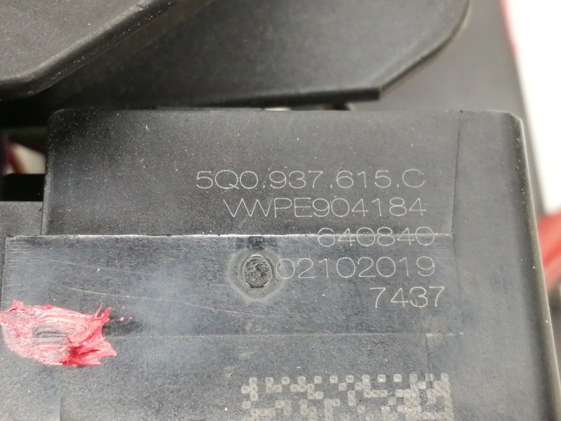 Recambio de caja reles / fusibles para cupra ateca 2.0tsi 4drive referencia OEM IAM 5Q0937615C  