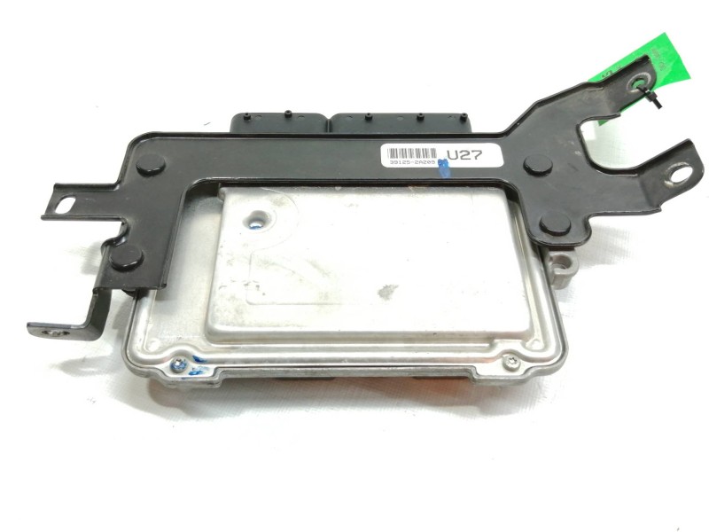 Recambio de centralita motor uce para hyundai i40 style blue referencia OEM IAM 391252A209  
