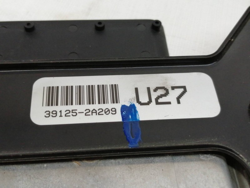 Recambio de centralita motor uce para hyundai i40 style blue referencia OEM IAM 391252A209  