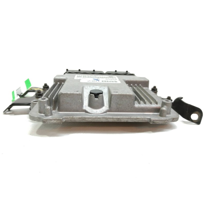 Recambio de centralita motor uce para hyundai i40 style blue referencia OEM IAM 391252A209  