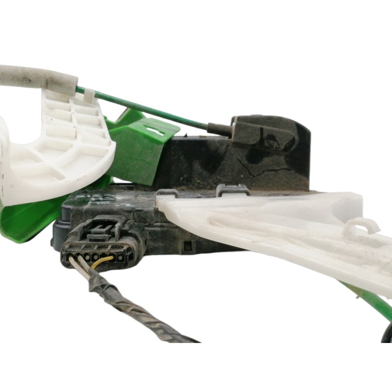 Recambio de cerradura puerta trasera izquierda para hyundai i40 style blue referencia OEM IAM 814103Z000  