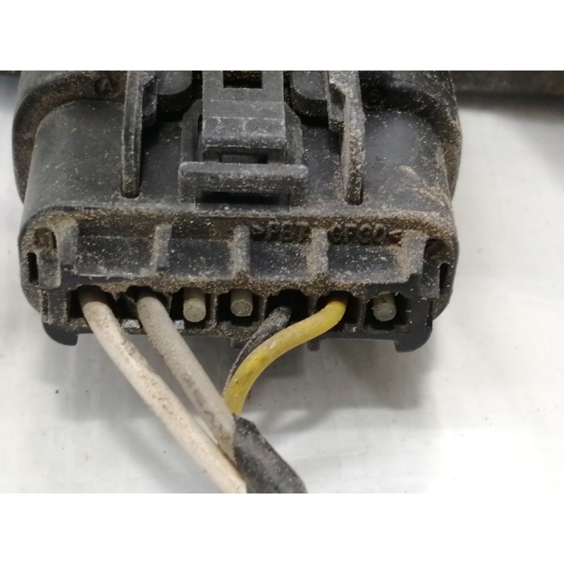 Recambio de cerradura puerta trasera izquierda para hyundai i40 style blue referencia OEM IAM 814103Z000  