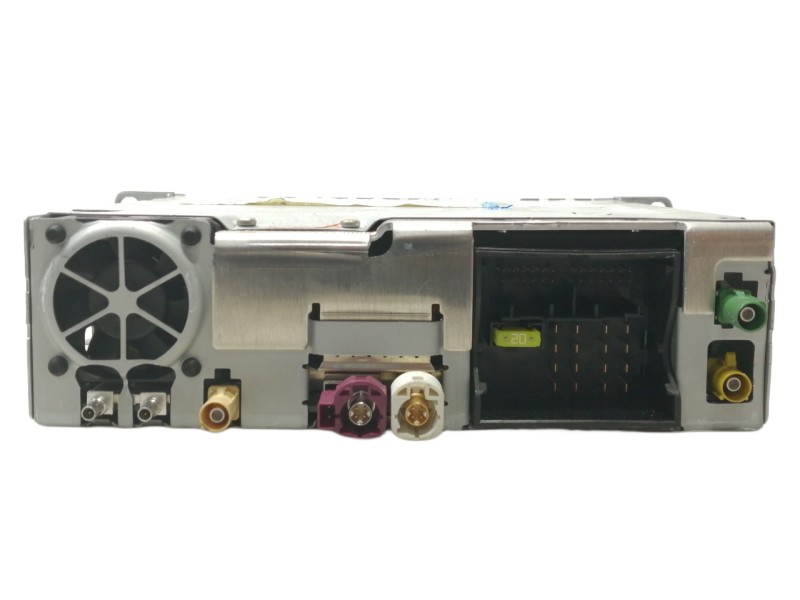 Recambio de sistema audio / radio cd para bmw serie 1 lim. (f20) 114d referencia OEM IAM E1065974E01 E1065974E01 L7280313 