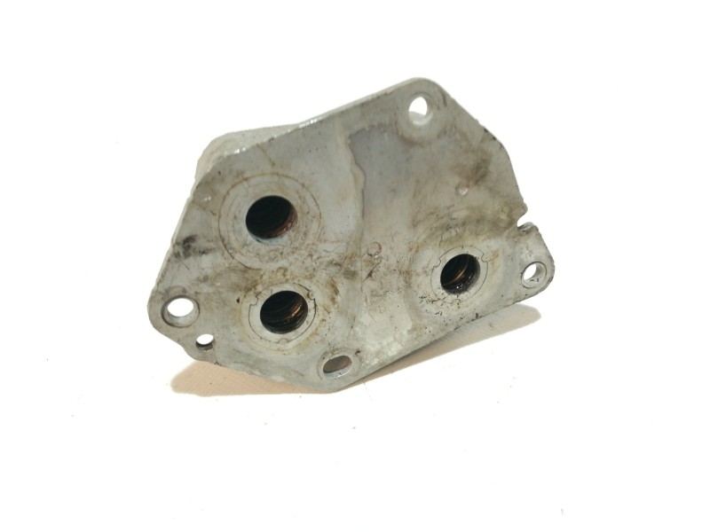 Recambio de enfriador aceite motor para hyundai i40 style blue referencia OEM IAM 264102A300  