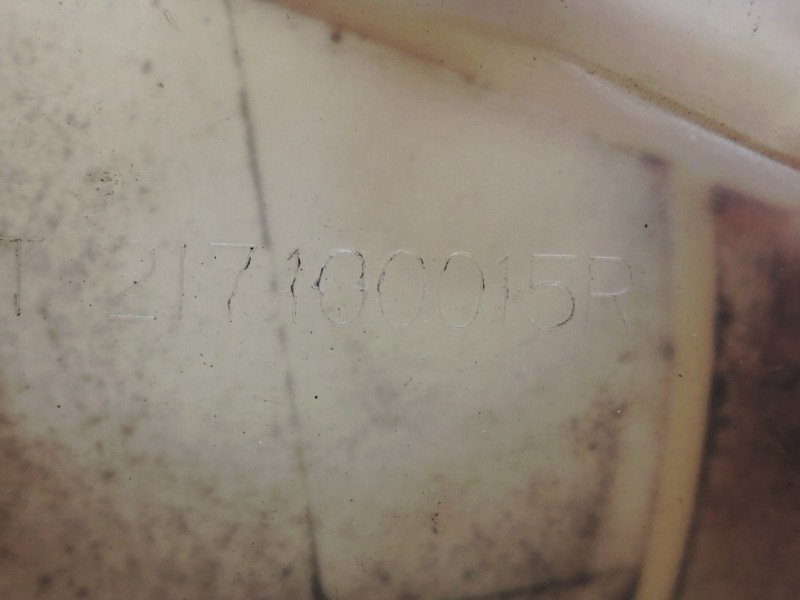 Recambio de deposito expansion para renault master kombi l1h1 3,0t referencia OEM IAM 217100015R  