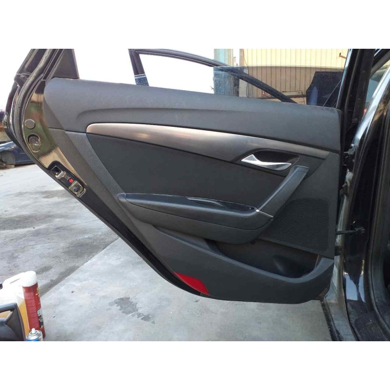 Recambio de guarnecido puerta trasera izquierda para hyundai i40 style blue referencia OEM IAM 833033ZAM0 833153Z000 833303Z000