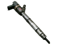 Recambio de inyector para hyundai i40 style blue referencia OEM IAM 0445110411 338002A800 