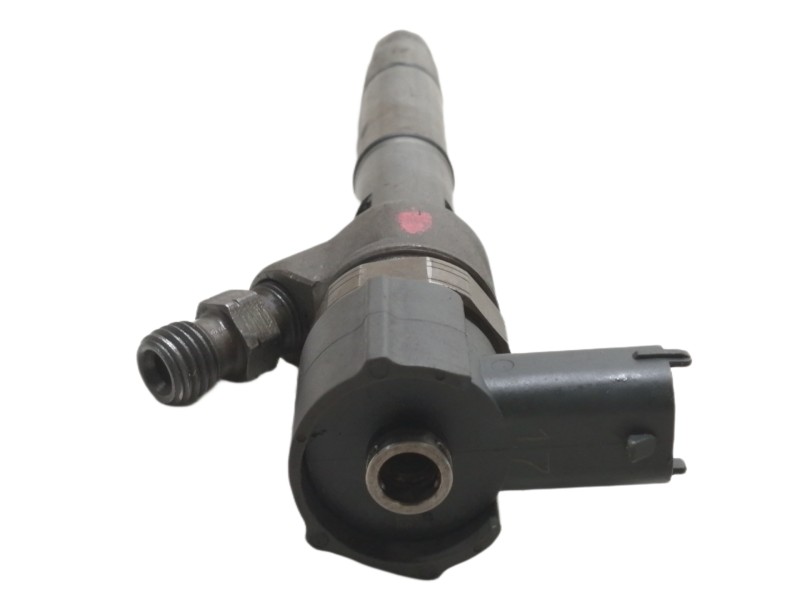 Recambio de inyector para hyundai i40 style blue referencia OEM IAM 0445110411 338002A800 