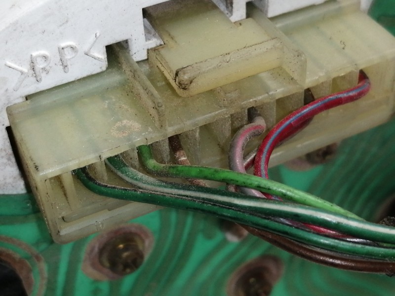 Recambio de cuadro instrumentos para ssangyong musso 2.3 d referencia OEM IAM 8020005042 2C014962 