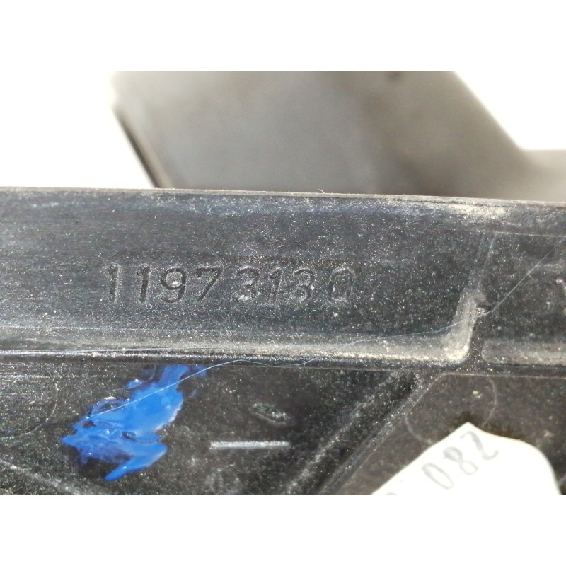 Recambio de retrovisor izquierdo para citroën bx berlina 1.8 turbodiesel referencia OEM IAM 11973130  