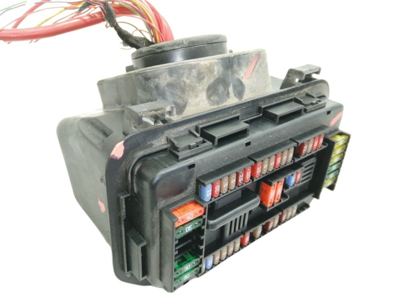 Recambio de caja reles / fusibles para bmw serie 1 lim. (f20) 114d referencia OEM IAM 61149224872  