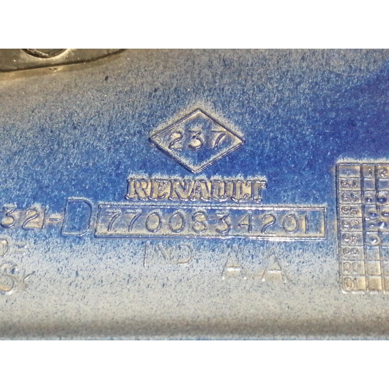 Recambio de rejilla delantera para renault megane i classic (la0) 1.9 dti alize referencia OEM IAM 7700834201  