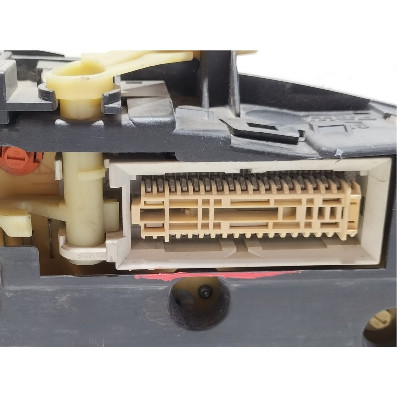 Recambio de cuadro instrumentos para opel zafira a elegance referencia OEM IAM 09228762ER  