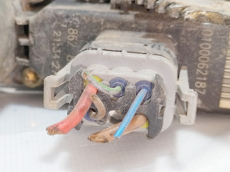 Recambio de elevalunas delantero derecho para opel astra g berlina comfort referencia OEM IAM 90521875  