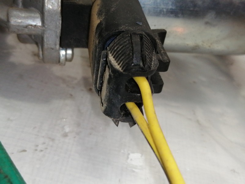 Recambio de elevalunas delantero derecho para alfa romeo 146 td referencia OEM IAM 606096520  