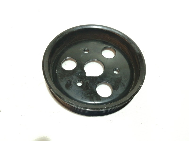 Recambio de polea bomba inyectora para hyundai i40 style blue referencia OEM IAM   