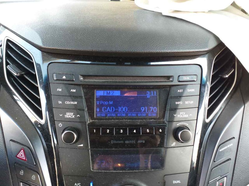 Recambio de sistema audio / radio cd para hyundai i40 style blue referencia OEM IAM   