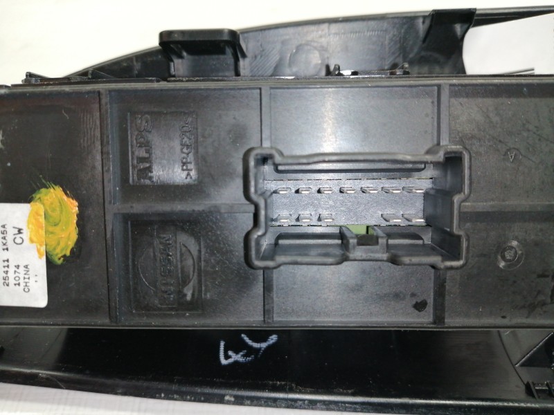 Recambio de mando elevalunas delantero derecho para nissan juke (f15) tekna premium referencia OEM IAM 254111KA5A  