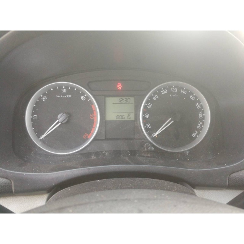 Recambio de cuadro instrumentos para skoda fabia (5j2 ) spirit referencia OEM IAM 5J0920810C  