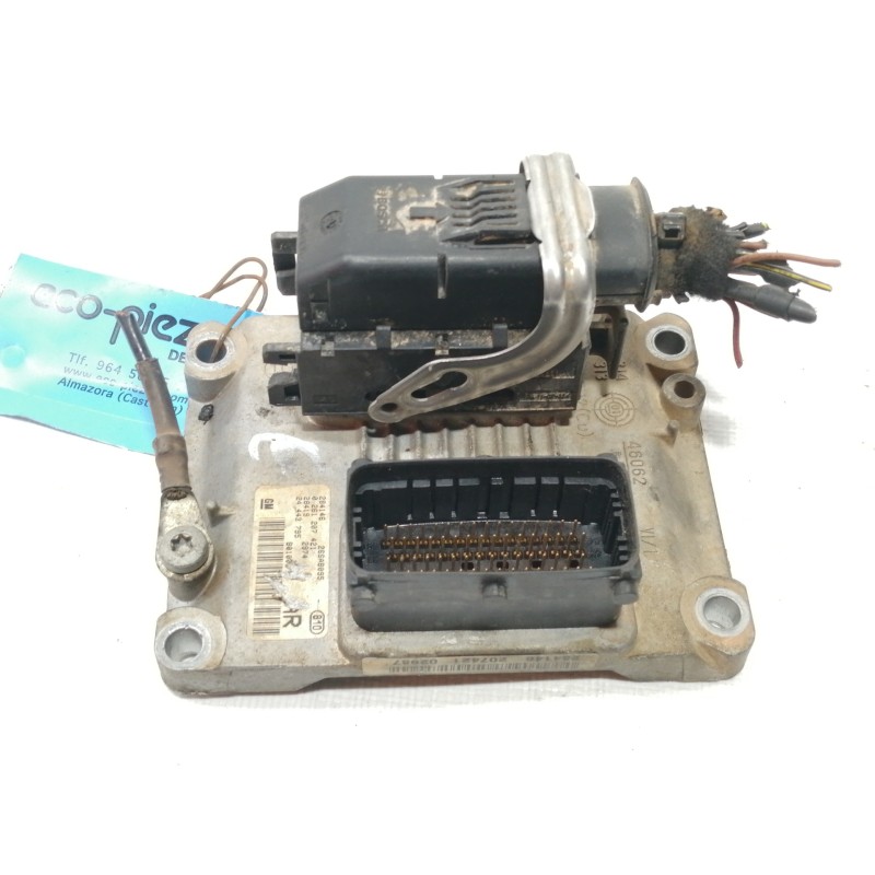 Recambio de centralita motor uce para opel corsa c club referencia OEM IAM 0261207421  