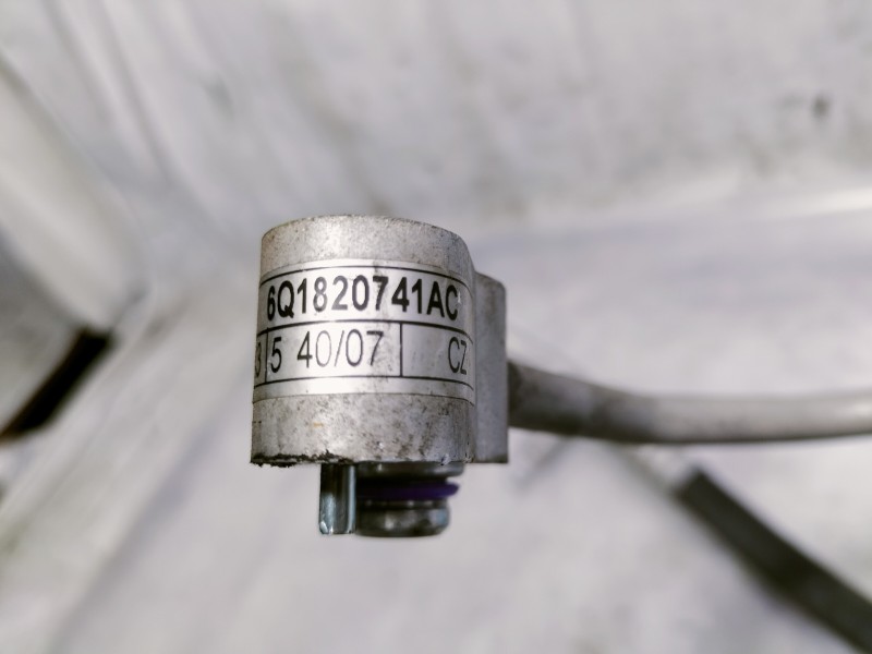 Recambio de tubos aire acondicionado para skoda fabia (5j2 ) spirit referencia OEM IAM 6Q1820741AC  