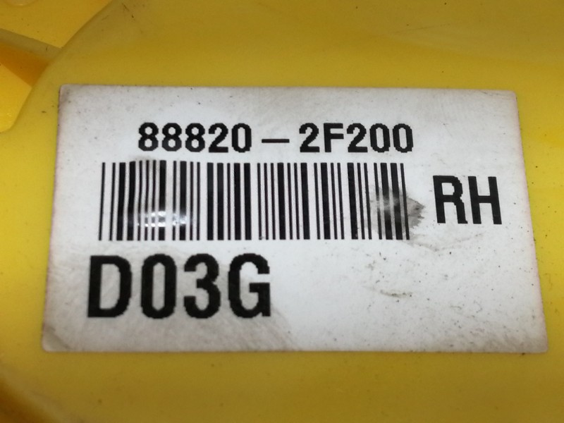 Recambio de cinturon seguridad delantero derecho para kia cerato 1.6 lx berlina (4-ptas.) referencia OEM IAM 888202F200  5 PUERT