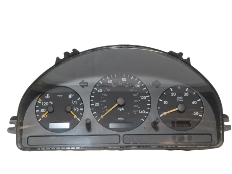 Recambio de cuadro instrumentos para mercedes-benz clase m (w163) 270 cdi (163.113) referencia OEM IAM A1635407711  