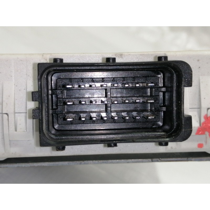Recambio de modulo electronico para toyota avensis berlina (t25) 1.8 sol sedán (4-ptas.) referencia OEM IAM 150696  