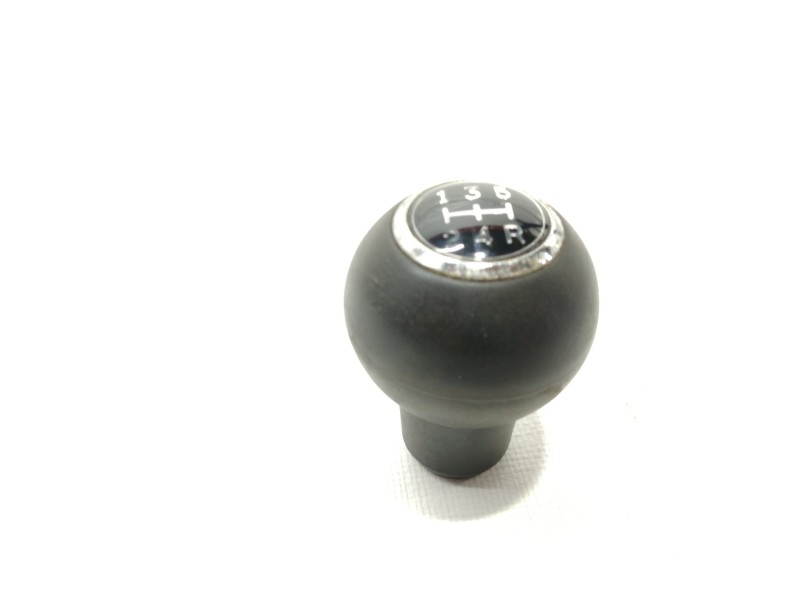 Recambio de pomo palanca cambio para kia cerato 1.6 lx berlina (4-ptas.) referencia OEM IAM   