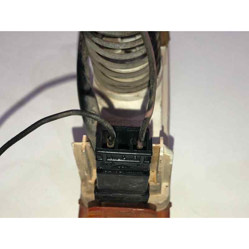 Recambio de piloto delantero derecho para renault rapid/express (f40) 1.4 familiar (f402/40m) referencia OEM IAM   